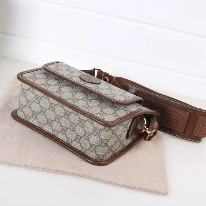 GUCCI MESSENGER BAG WITH INTERLOCKING - premium superclone handbag