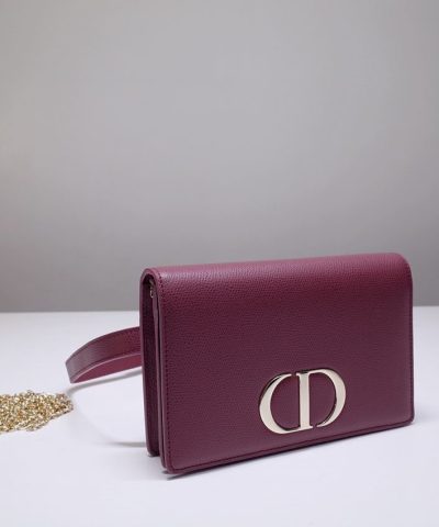 Replica Dior 30 Montaigne Pouch Red - 1:1 premium replica handbag