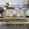 Replica Louis Vuitton Favorite Beige