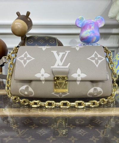Replica Louis Vuitton Favorite Beige