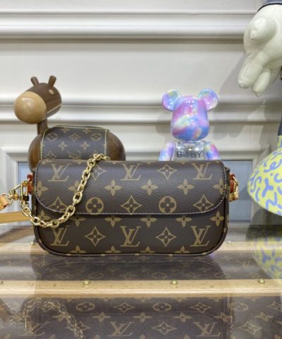 Replica Louis Vuitton Wallet On Chain Ivy Brown