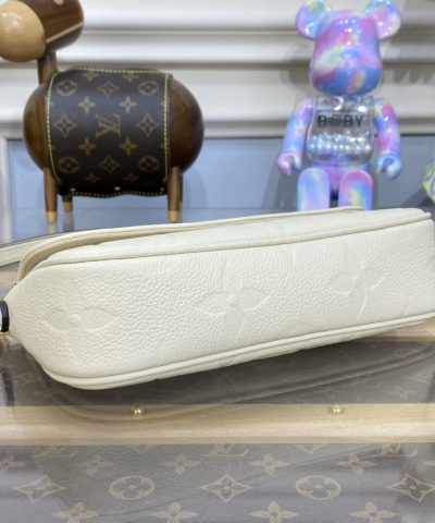 Replica Louis Vuitton Wallet On Chain Ivy Full White