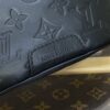 Replica Louis Vuitton Bumbag Discovery Full Black