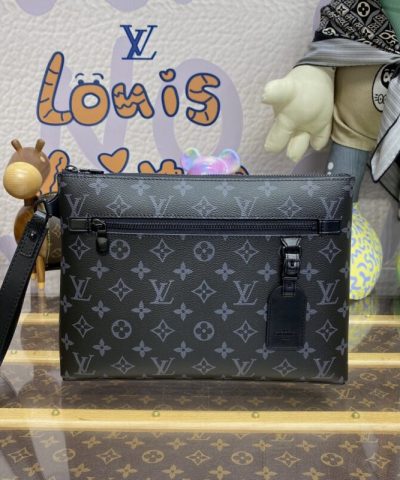 Replica Louis Vuitton Takeoff Pouch