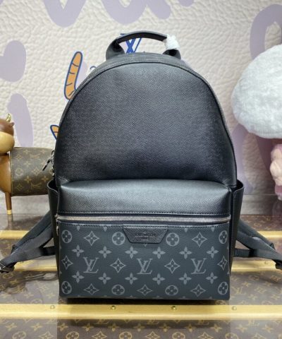 Replica Louis Vuitton Discovery Backpack Black - high-quality designer bag dupe