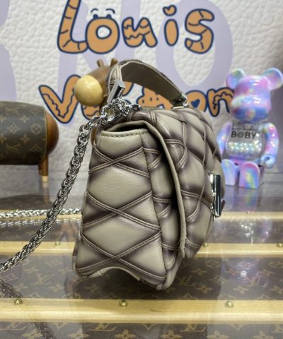 Replica Louis Vuitton Go – 14 Stone