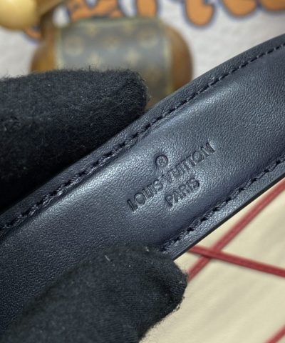 Replica Louis Vuitton Side Trunk Beige