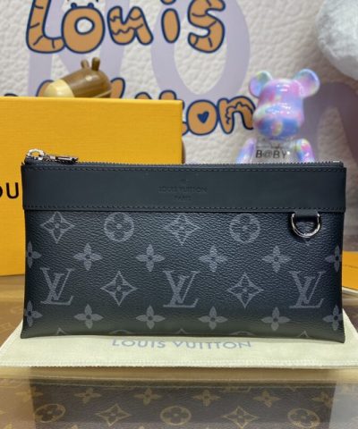 Replica Louis Vuitton Discovery Pochette