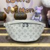 Replica Louis Vuitton Bumbag Discovery Grey