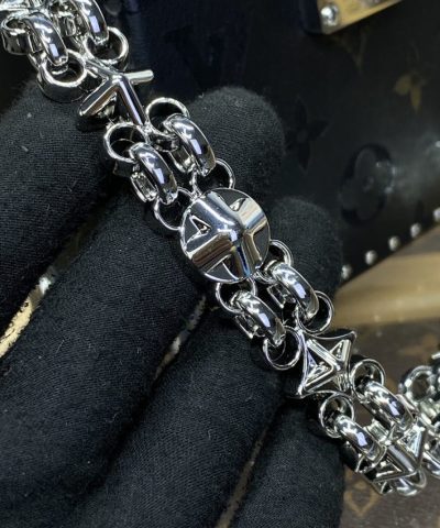 Replica Louis Vuitton Camera Box Black II