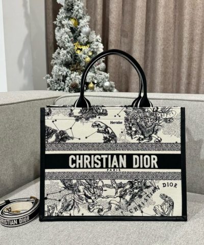 Replica Dior Tote Book Constilation