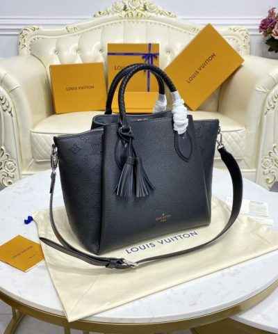 Replica Louis Vuitton Humea Black