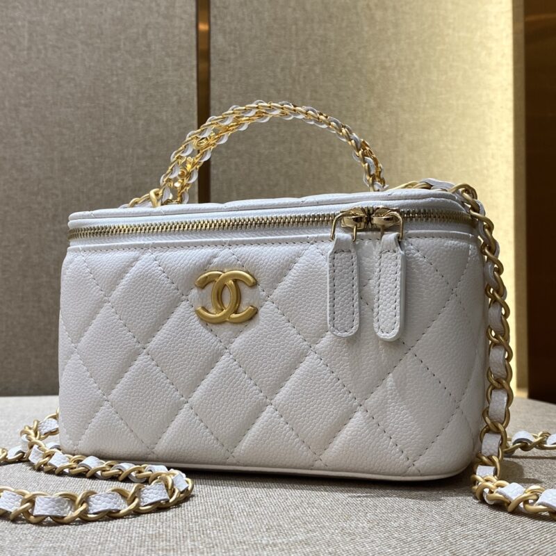 CHANEL 22S Handle Box Bag White - top-grade luxury bag dupe