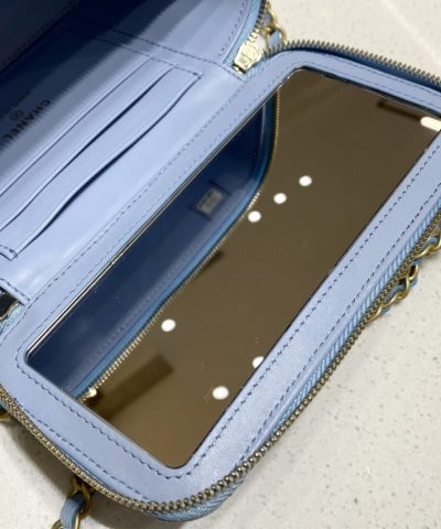 CHANEL 22S Handle Box Bag Blue - top-grade luxury bag dupe