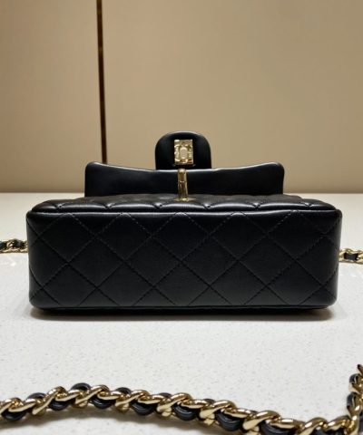 CHANEL Classic Flap 20cm Lion - 1:1 premium replica handbag