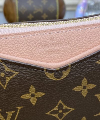 Replica Louis Vuitton Pallas Clutch Pink