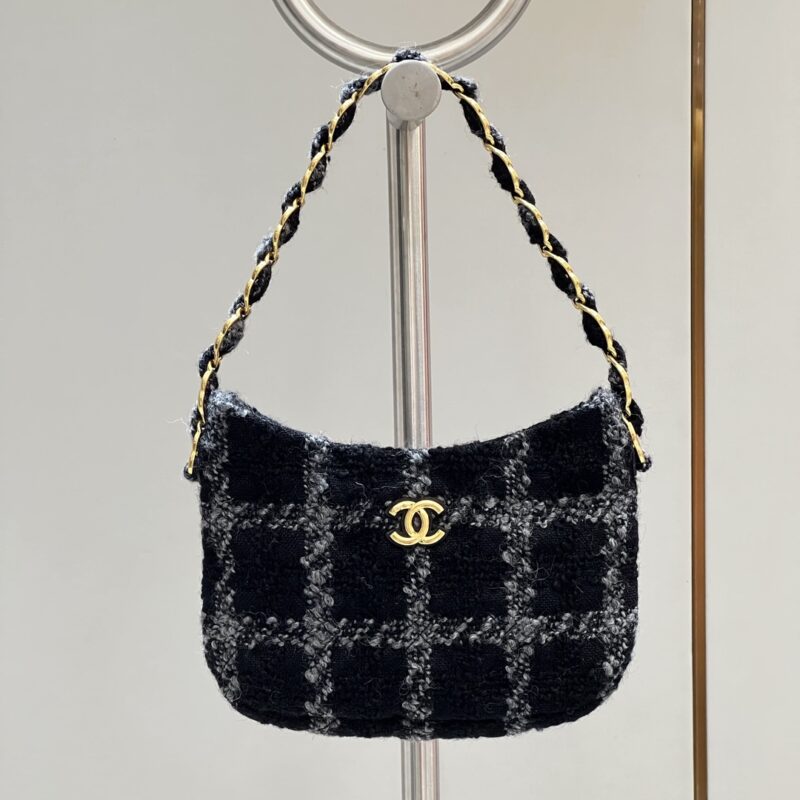 CHANEL 22k Woolen Hobo - premium superclone handbag