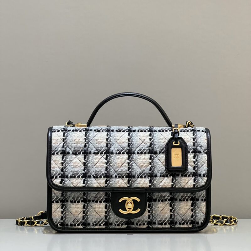CHANEL 22K Postman Woolen Tofu Bag - 1:1 premium replica handbag