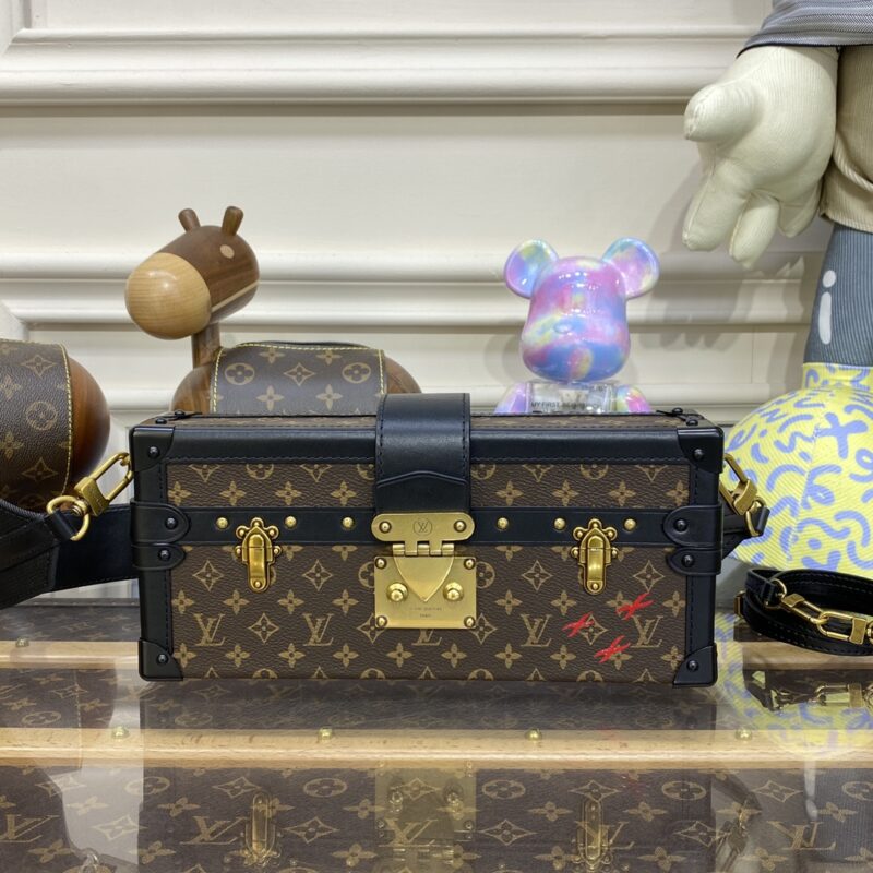 Replica Louis Vuitton Petite Malle East West