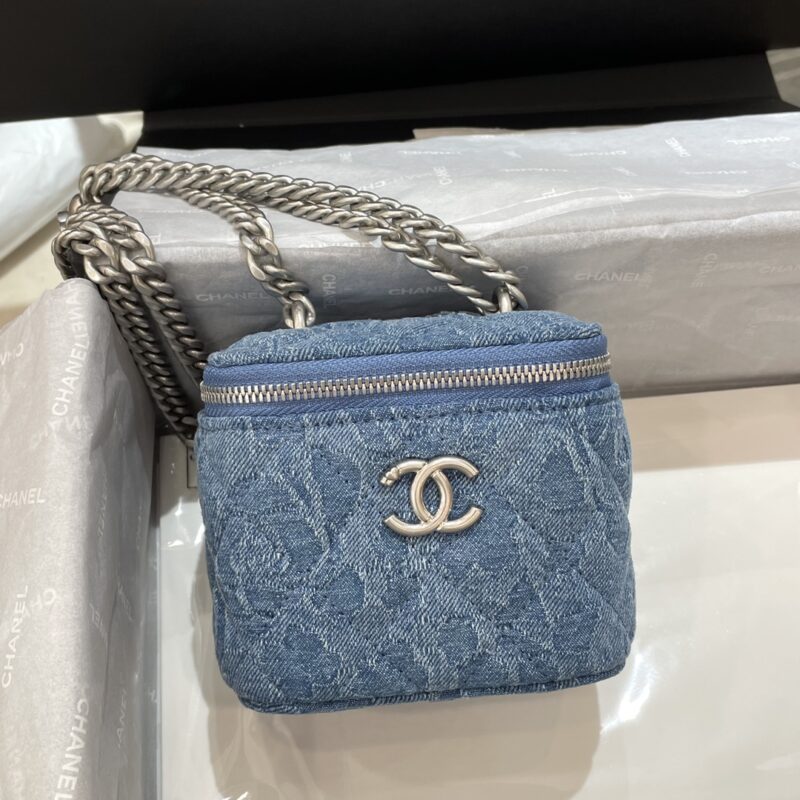 CHANEL 23P Lipstick Bag Denim