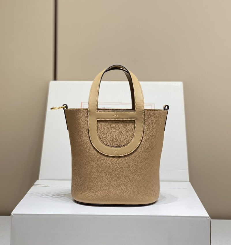 Replica Hermès The Light Brown