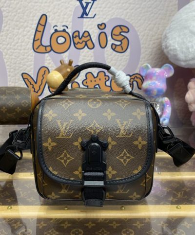 Replica Louis Vuitton Quest Messenger - high-end replica designer purse