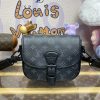 Replica Louis Vuitton Messenger Black
