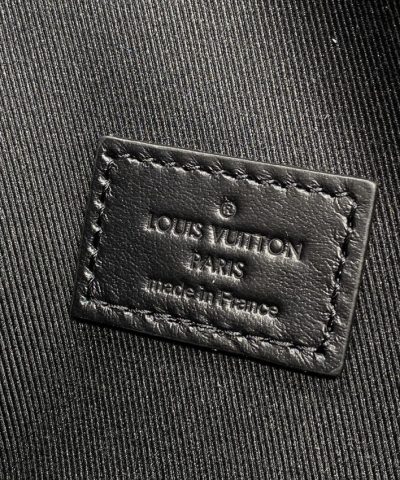 Replica Louis Vuitton Wearable Wallet Black - high-end replica designer purse