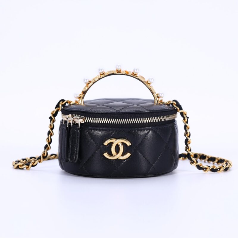 CHANEL 23B Pearl Cylinder