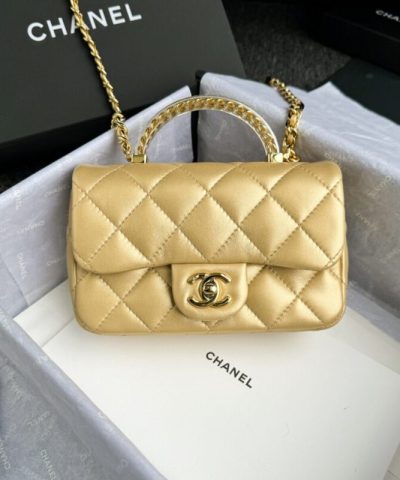 CHANEL Classic Flap Handle - 1:1 premium replica handbag