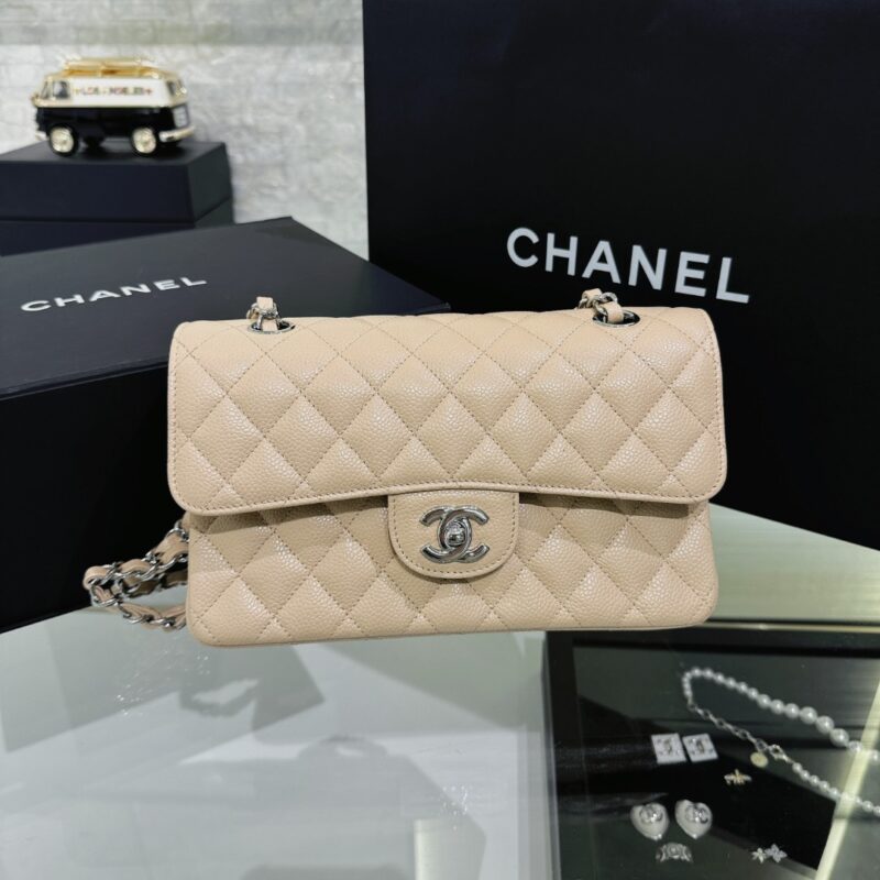 CHANEL Classic Flap 23cm Apricot