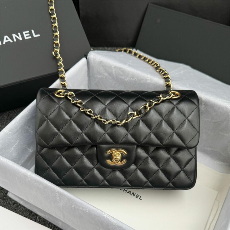 CHANEL Classic Flap 23cm Black - high-end replica designer purse