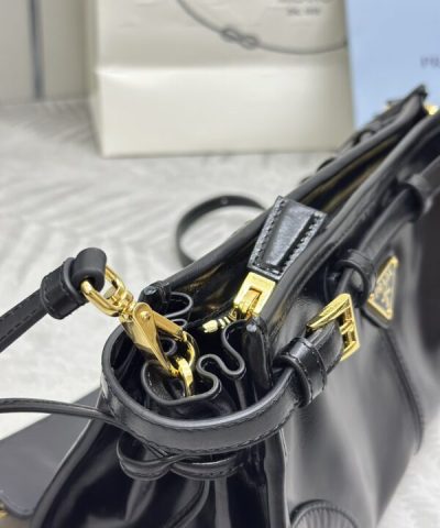 Replica Prada Leather Handbag Black