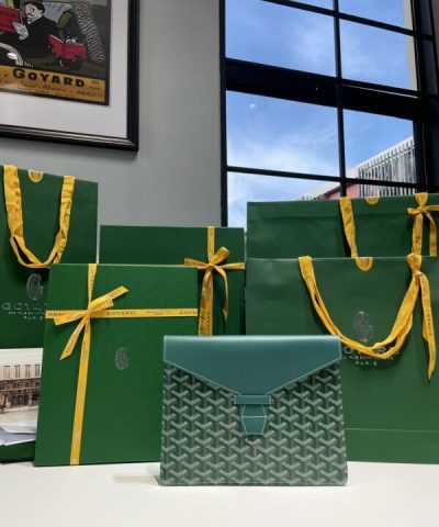 Replica Goyard Camond Pouch Green - high-quality designer bag dupe