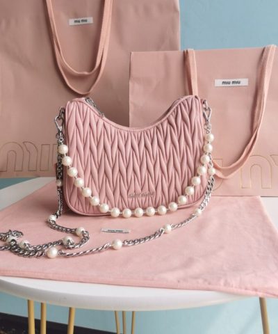 Replica Miu Miu Matelassé Pearl Pink