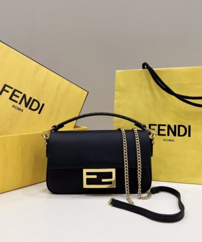 Replica Fendi Baguette Small Black