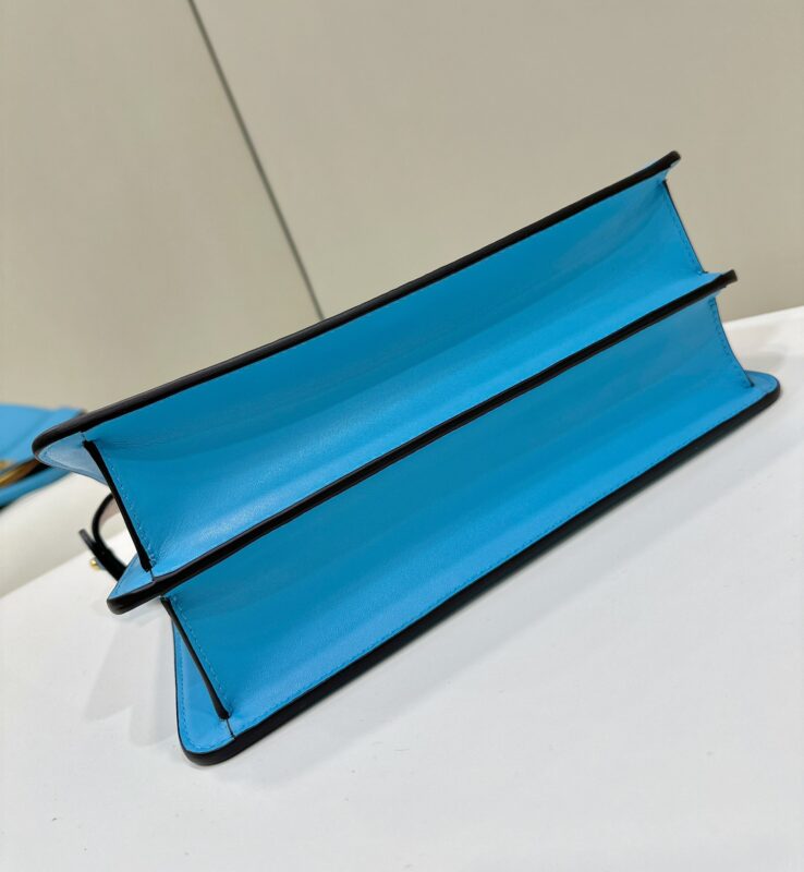 Replica Fendi Peekaboo Large Blue