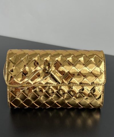 Replica Bottega Veneta Andiamo Clutch Wallet