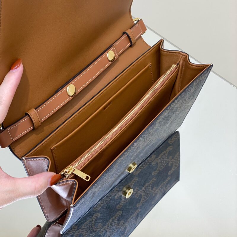 Replica Celine Triomphe Trapeze