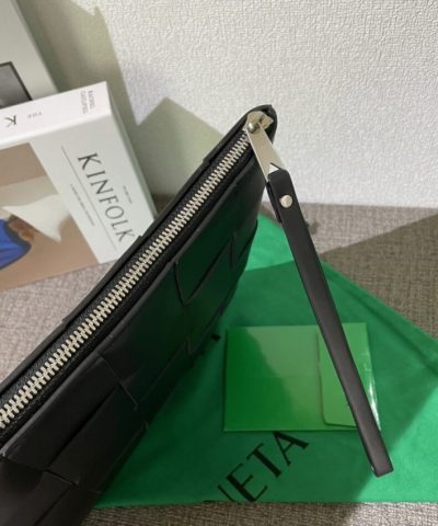 Replica Bottega Veneta Cassette Clutch Black