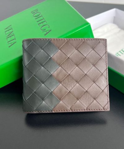 Replica Bottega Veneta Intrecciato Bi – Fold Wallet Black&Brown - top-grade luxury bag dupe