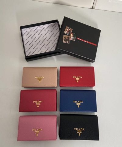 Replica Prada Saffiano Wallet - designer handbag clone