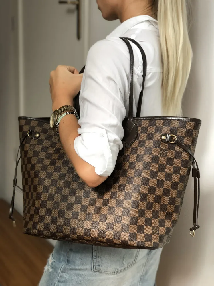 LV Tote Dupe – The Support Act That Holds Everything